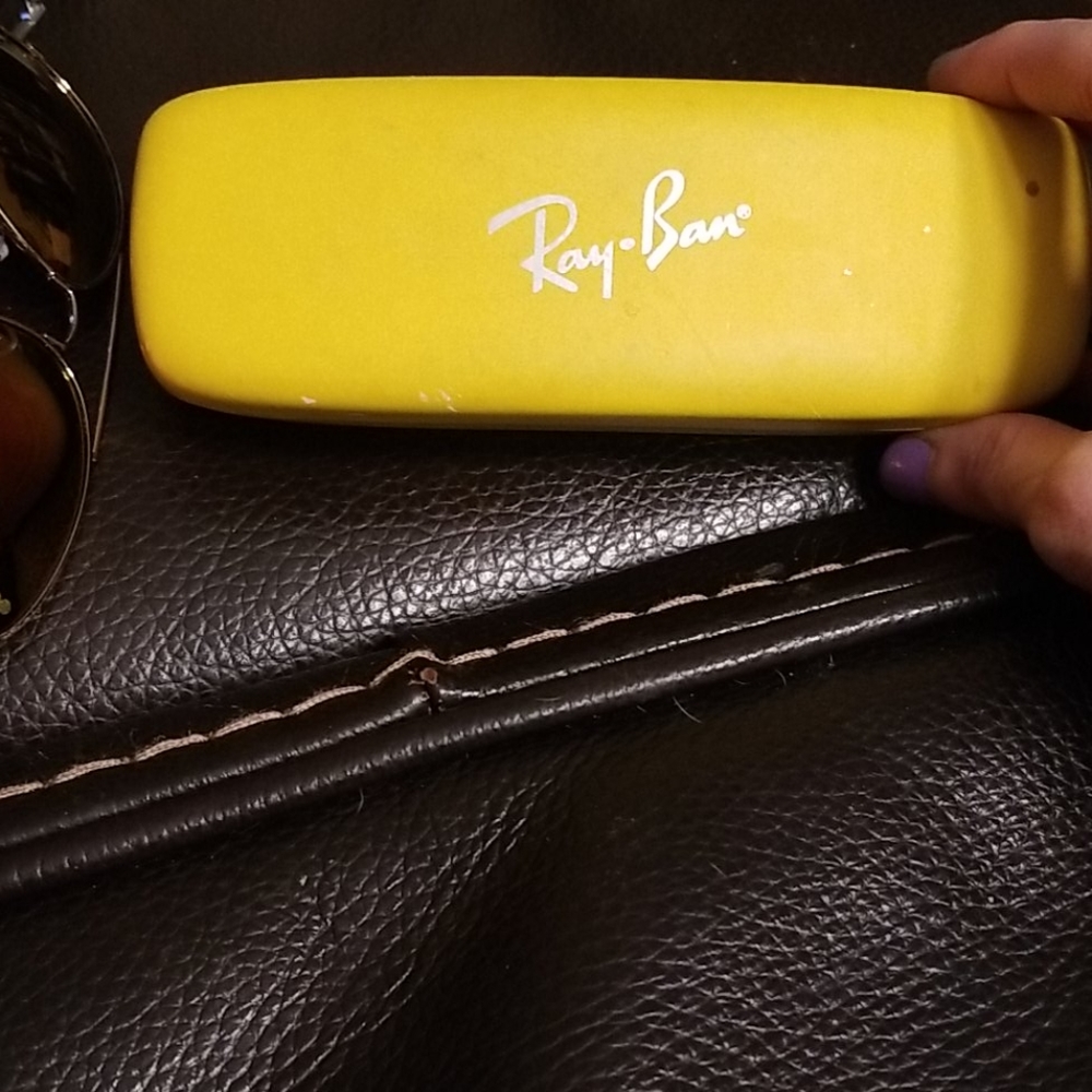 Ray-Ban Glasses - Picture 4 of 7